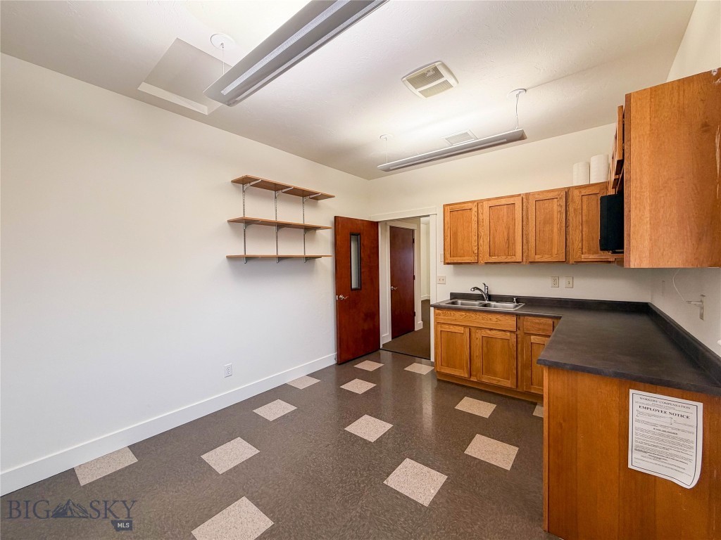 3805 Valley Commons Drive 12 Property Photo 26