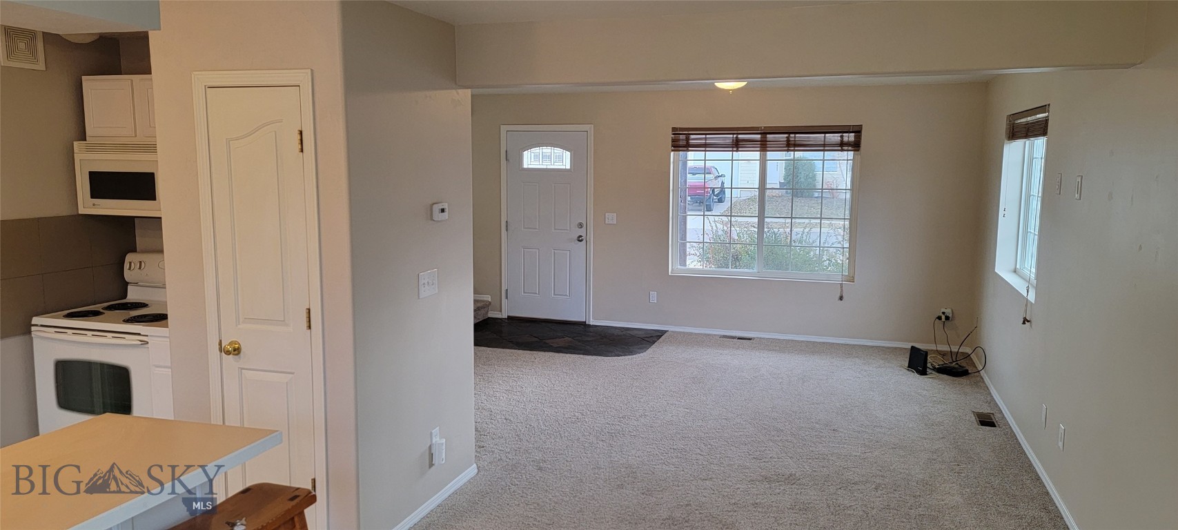 3607 Laredo Property Photo 9