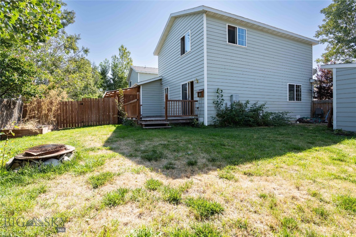 3607 Laredo Property Photo 17