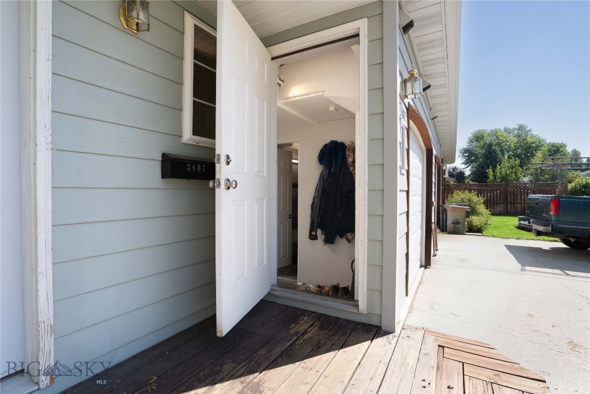 3607 Laredo Property Photo 21