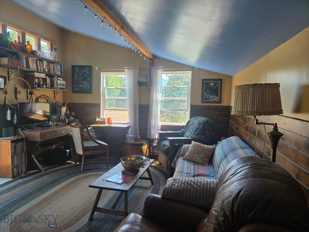 77 Wildwood Drive Property Photo 13