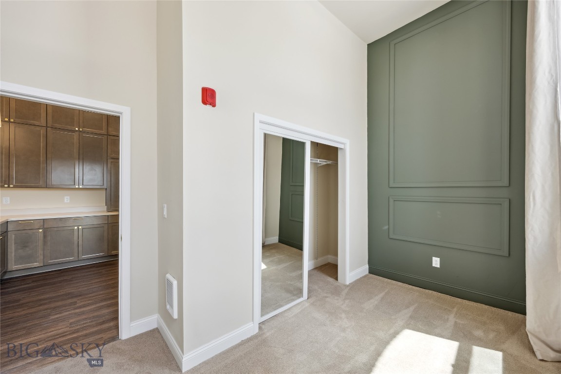140 W Park Property Photo 41