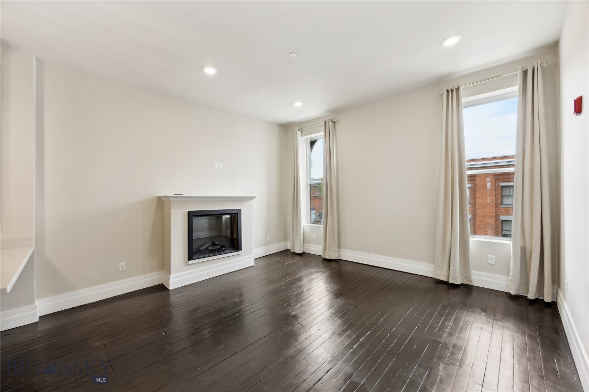 140 W Park Property Photo 59