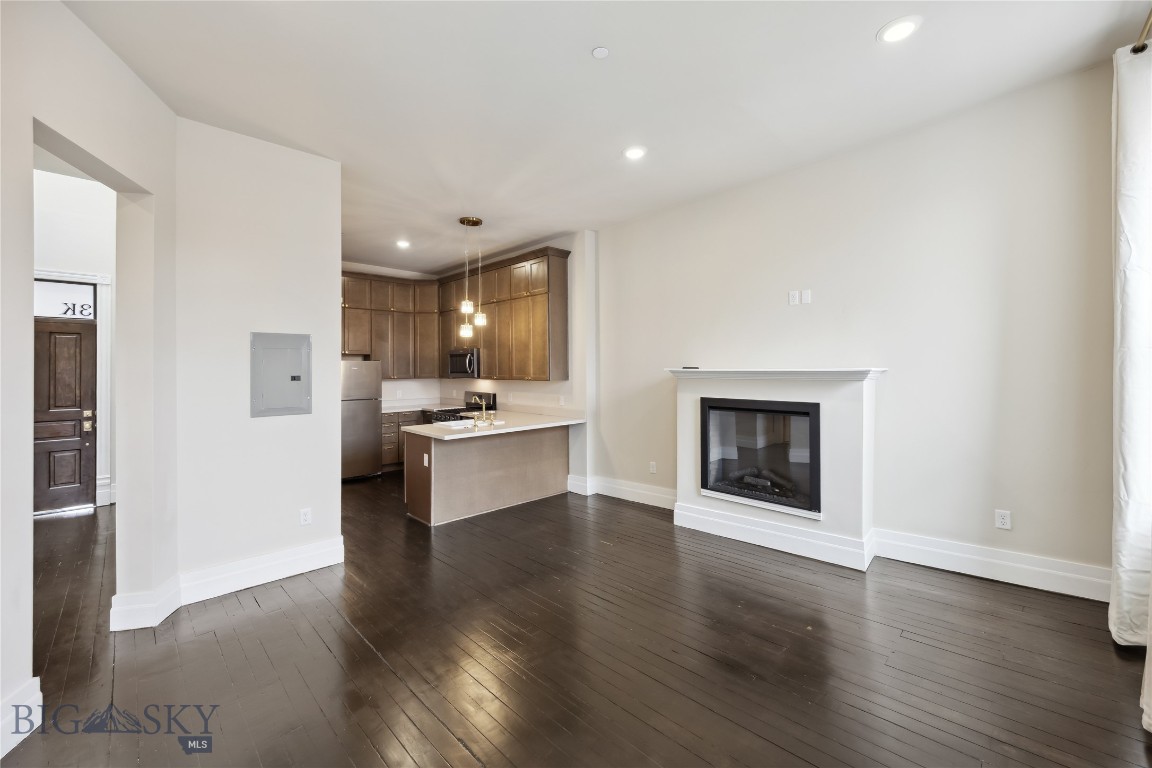 140 W Park Property Photo 60