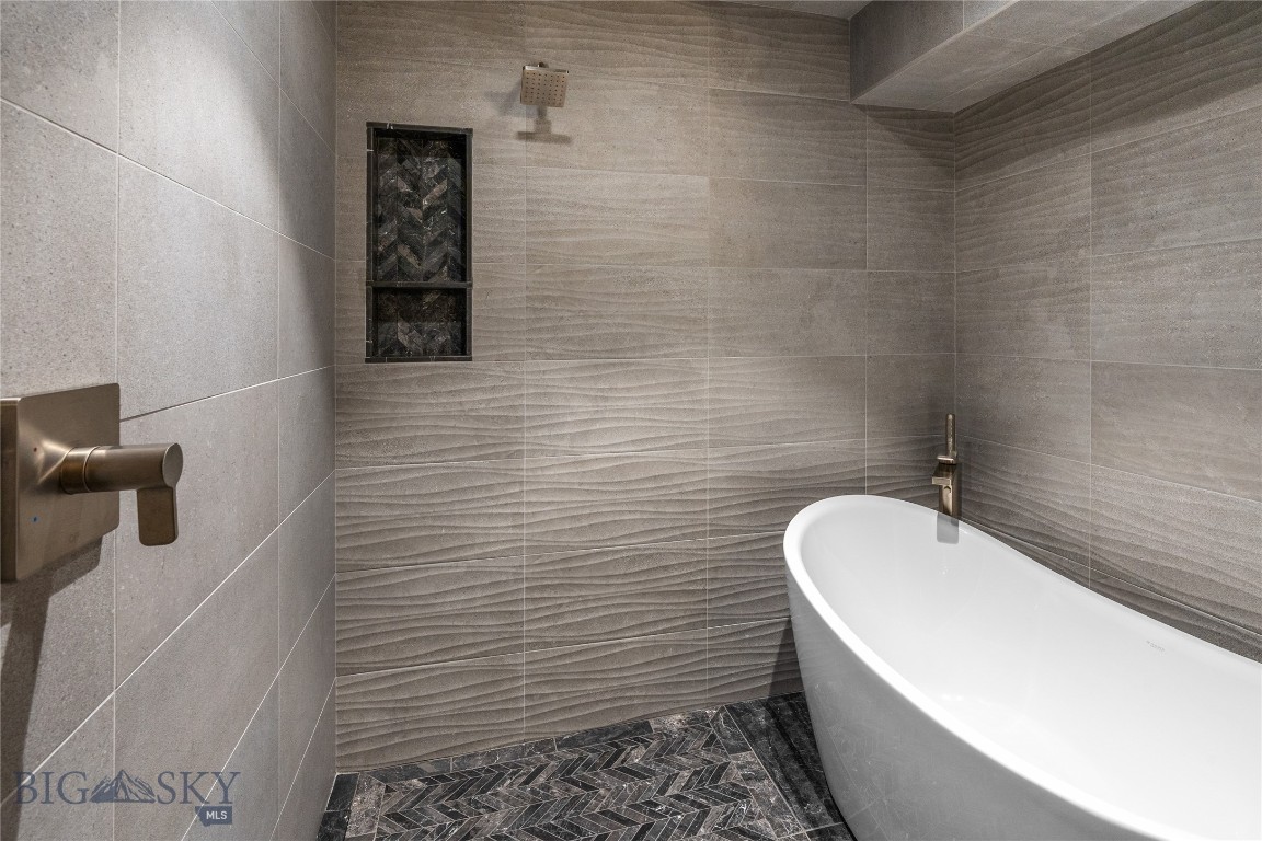 172 Alton Way Property Photo 55