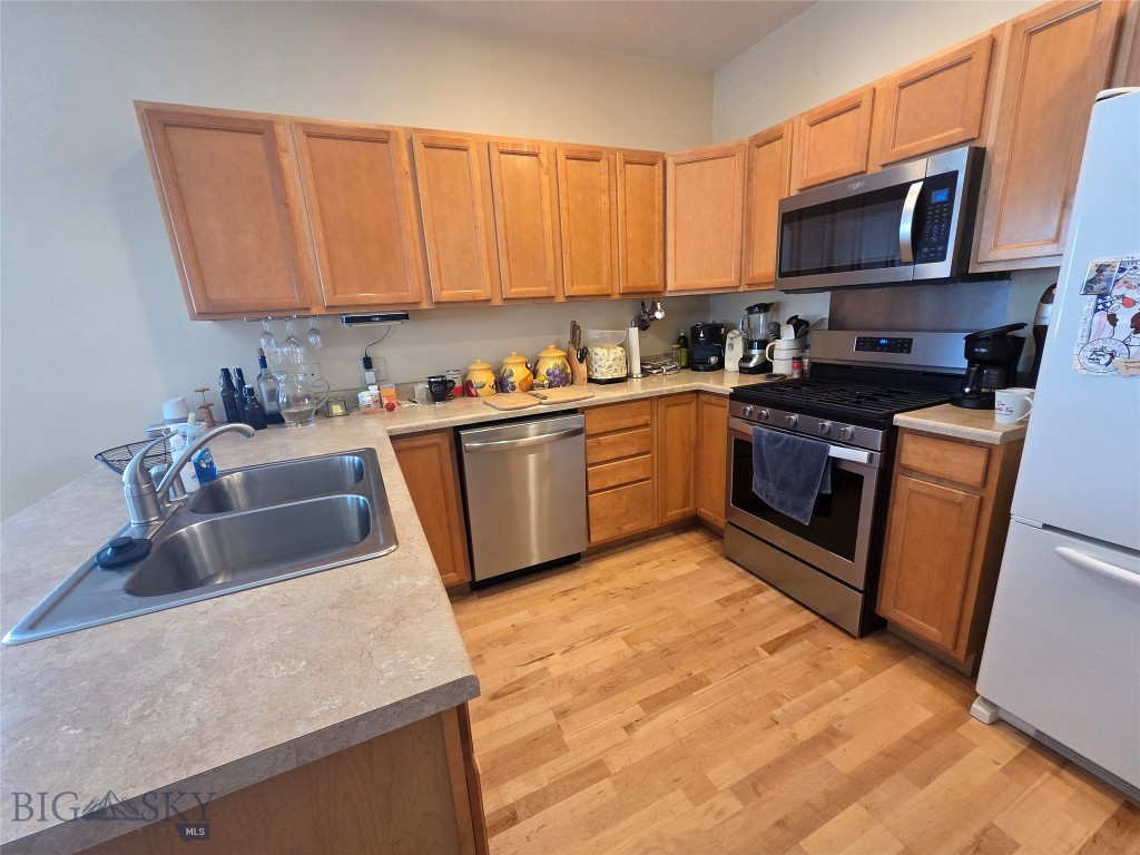 1024 Prairie Property Photo 15