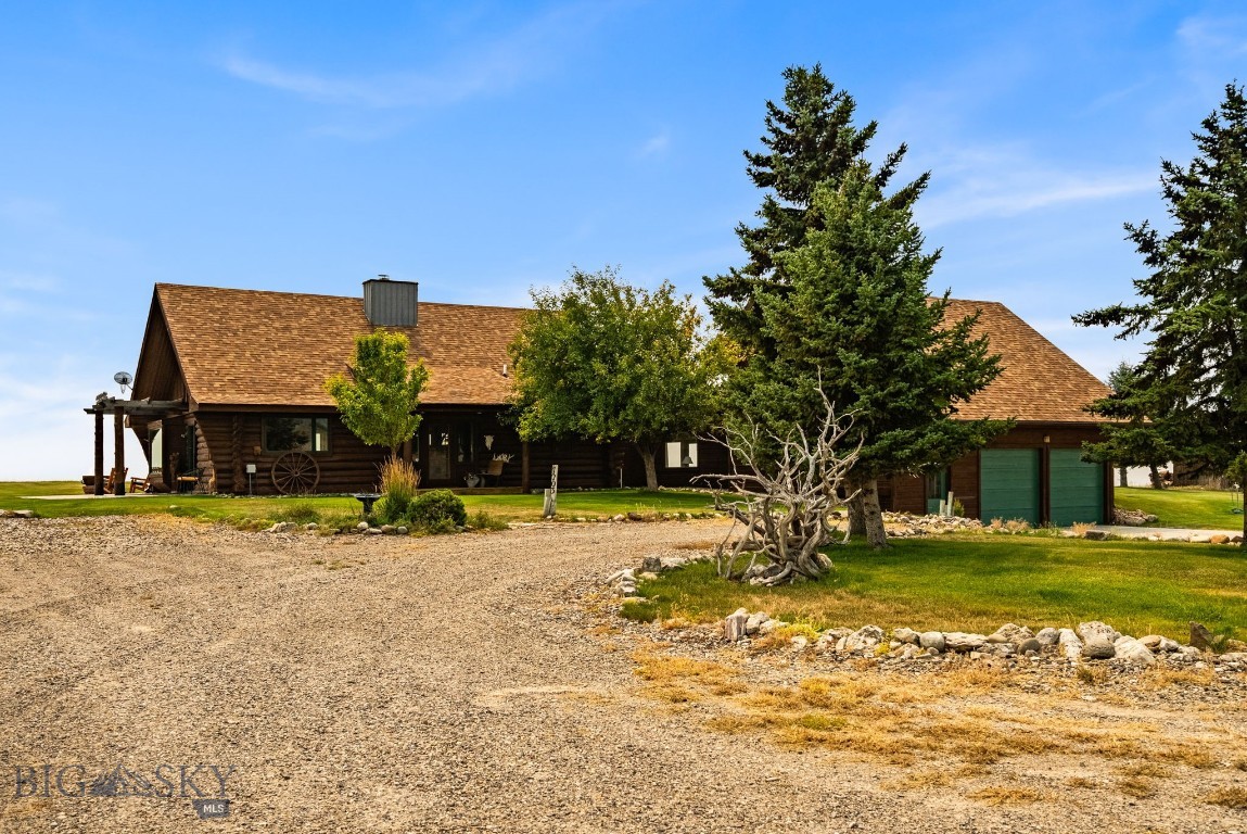 7203 Round Mountain Road Property Photo 1