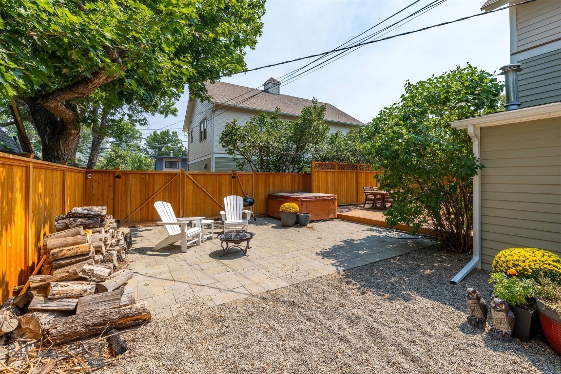 320 S Willson Avenue Property Photo 29