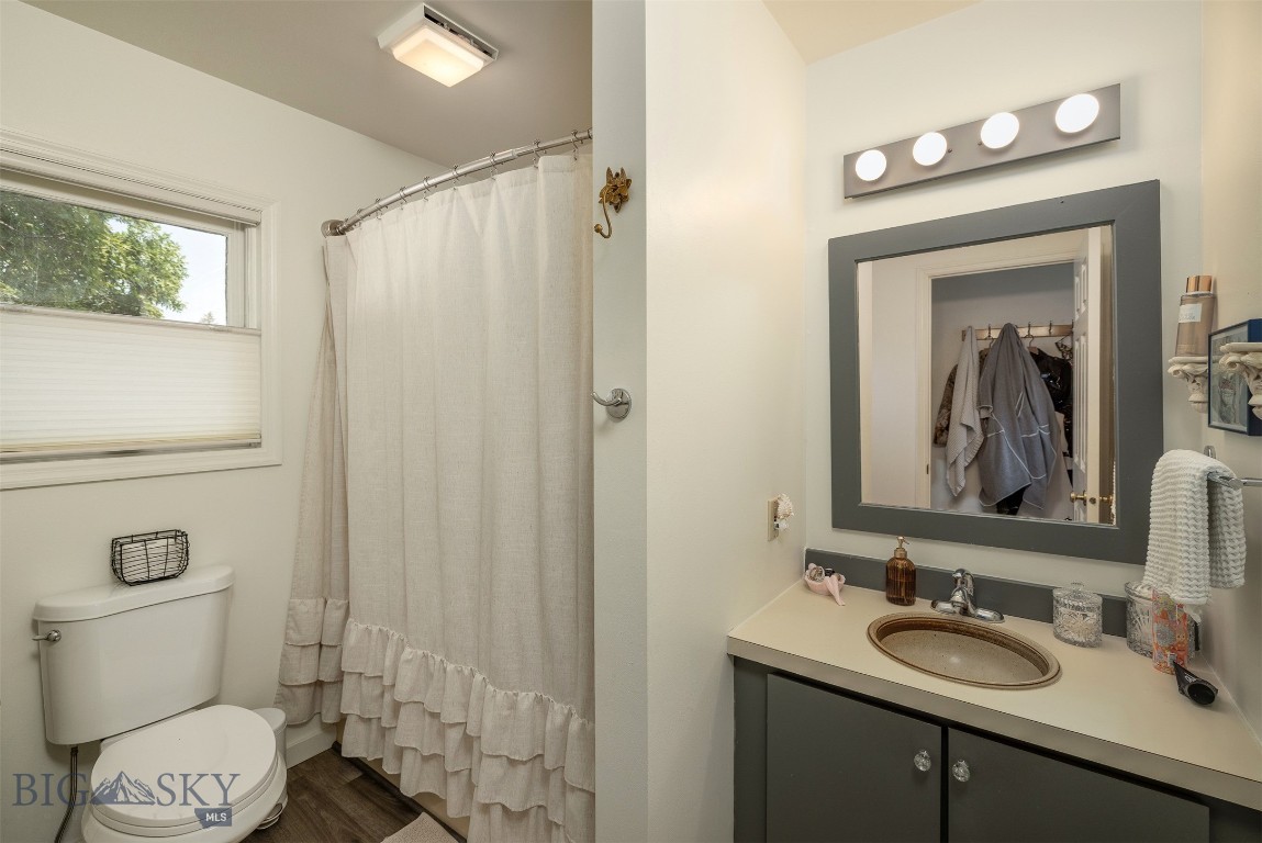 320 S Willson Avenue Property Photo 35