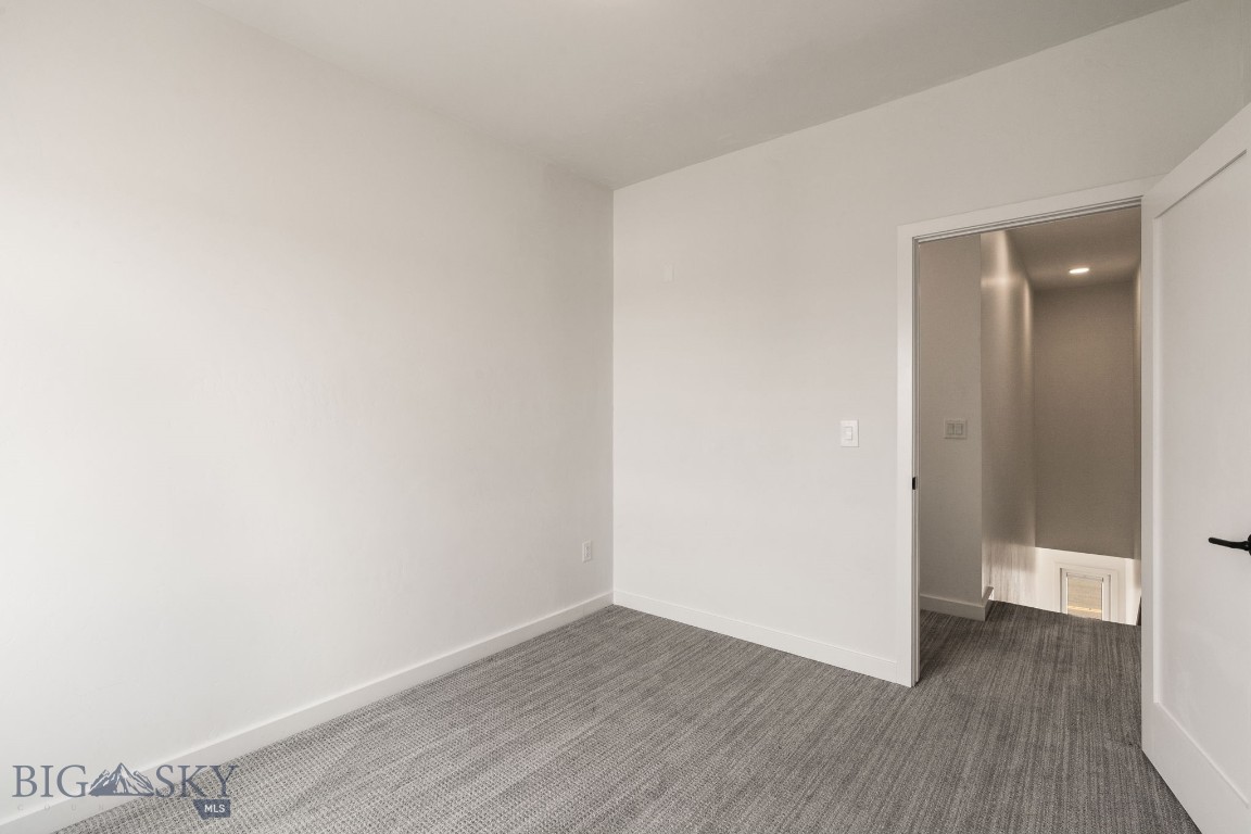 2723 W Graf Street B Property Photo 51