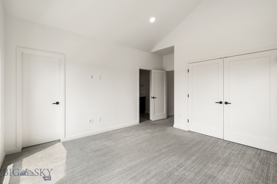 2723 W Graf Street B Property Photo 66