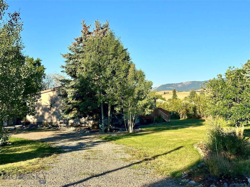 6218 Shadow Circle Property Photo 9