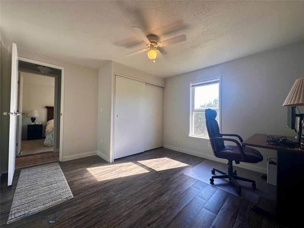 6218 Shadow Circle Property Photo 28