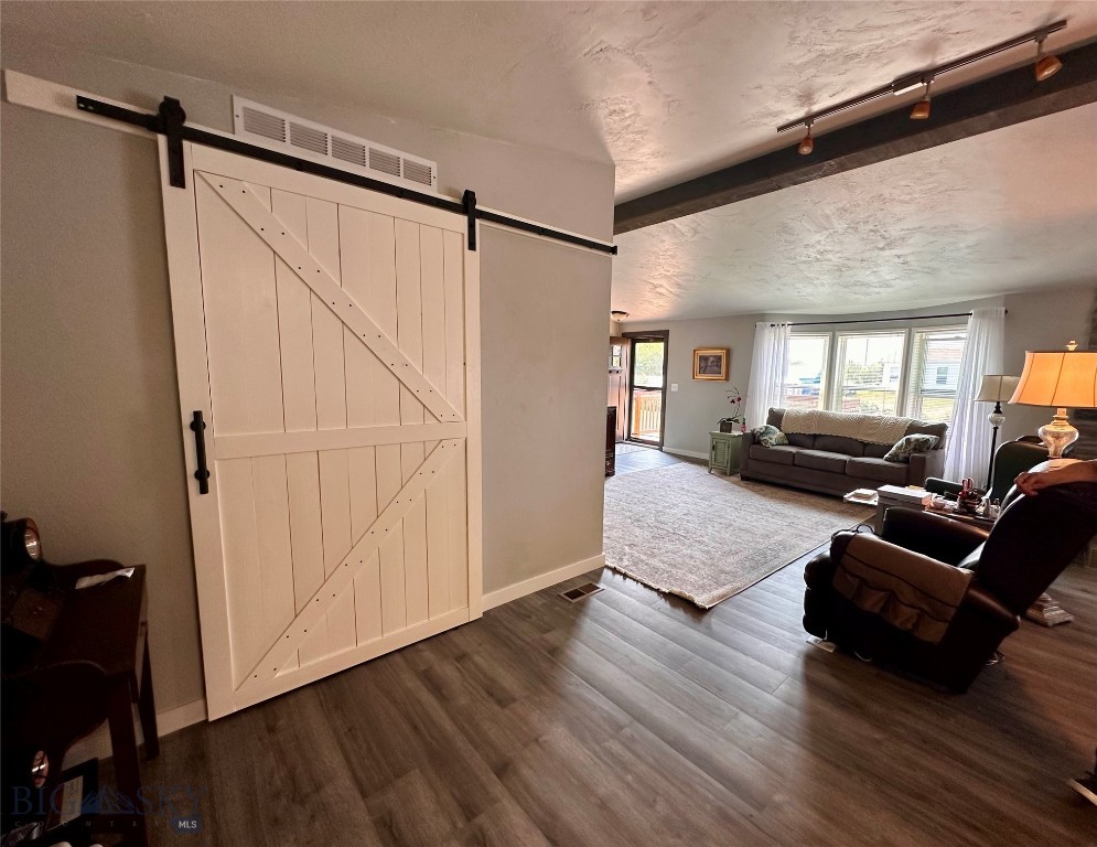 6218 Shadow Circle Property Photo 31
