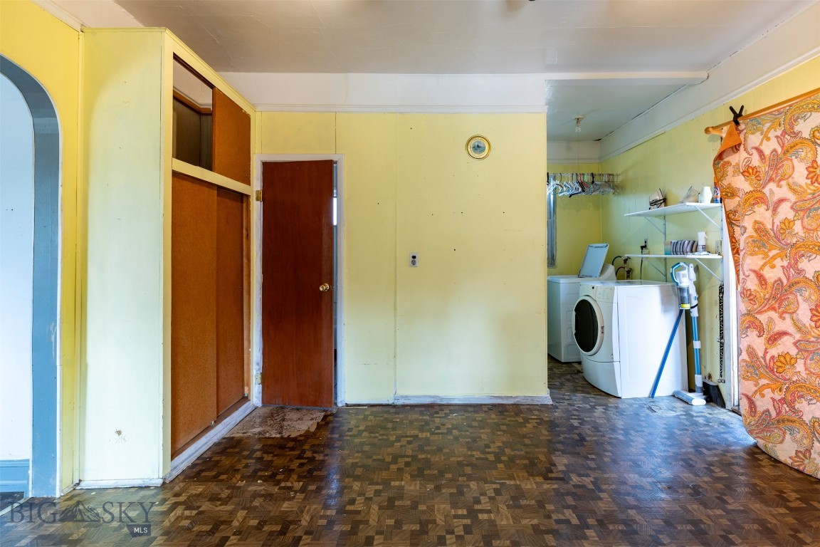 110 3rd Street W Property Photo 7