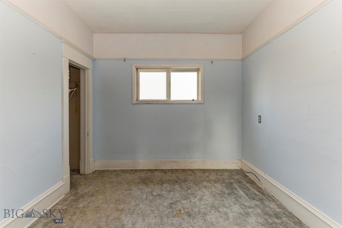110 3rd Street W Property Photo 15