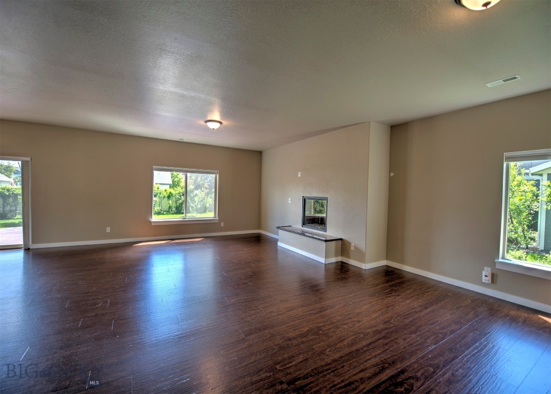 246 Mammoth Fork Drive Property Photo 4