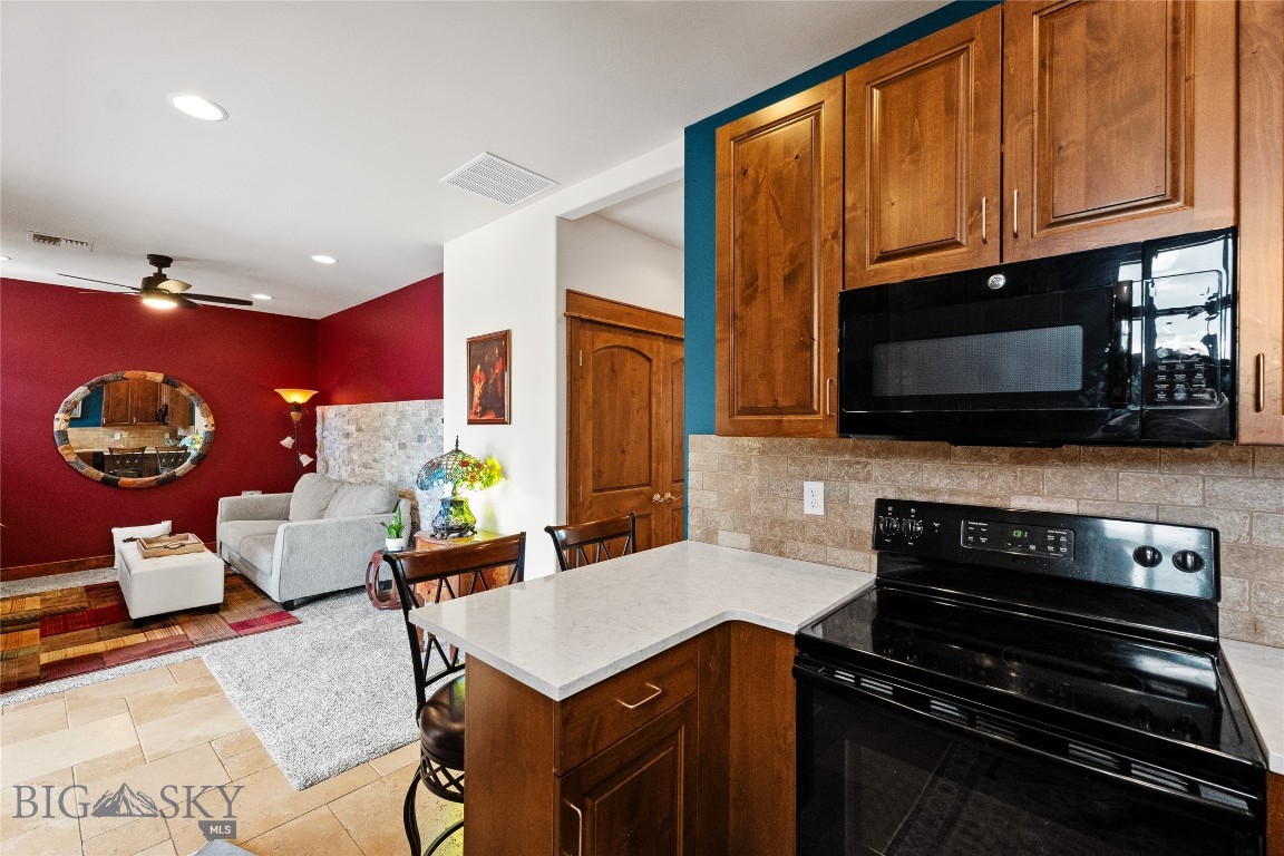 115 E Gallatin Avenue A201 Property Photo 6