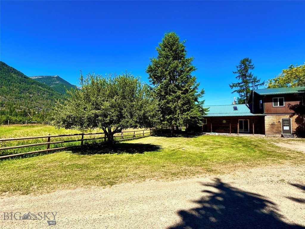1484 River Road W Property Photo 5