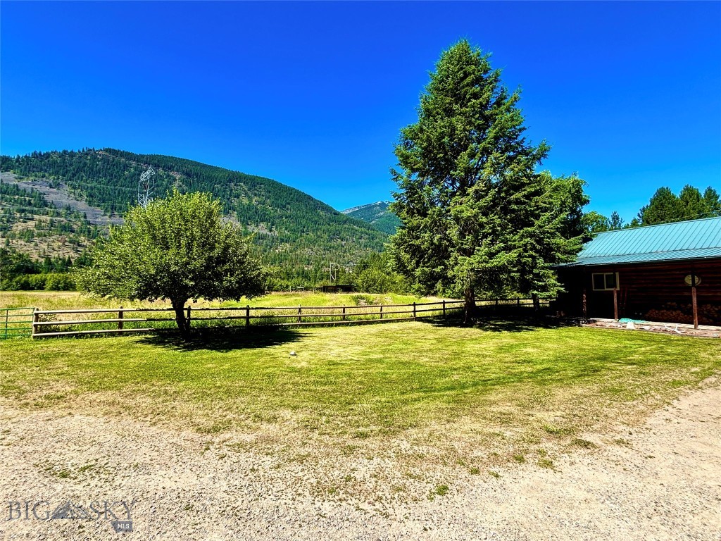 1484 River Road W Property Photo 7