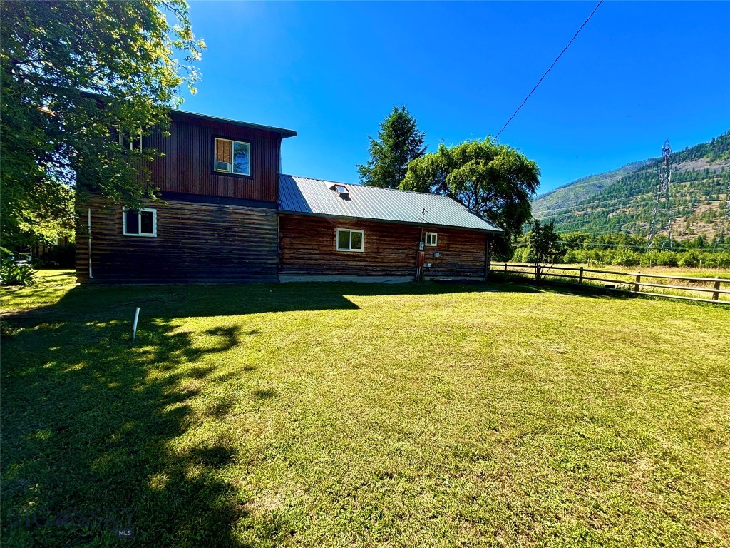 1484 River Road W Property Photo 18