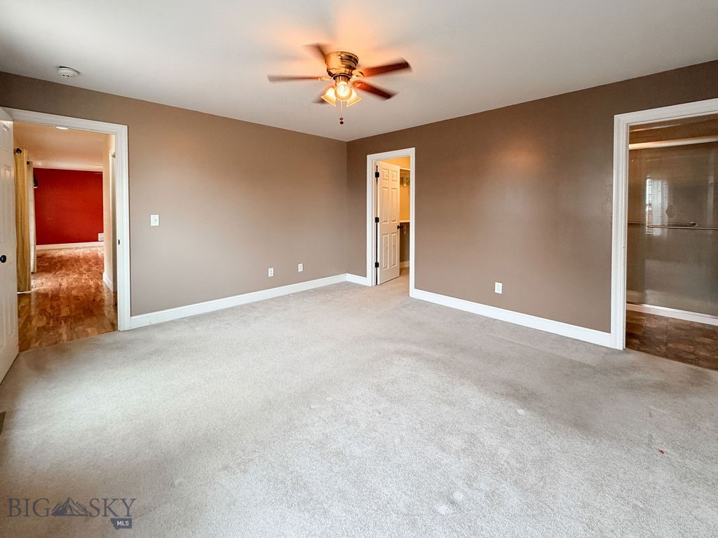 904 Ernie Court Property Photo 45