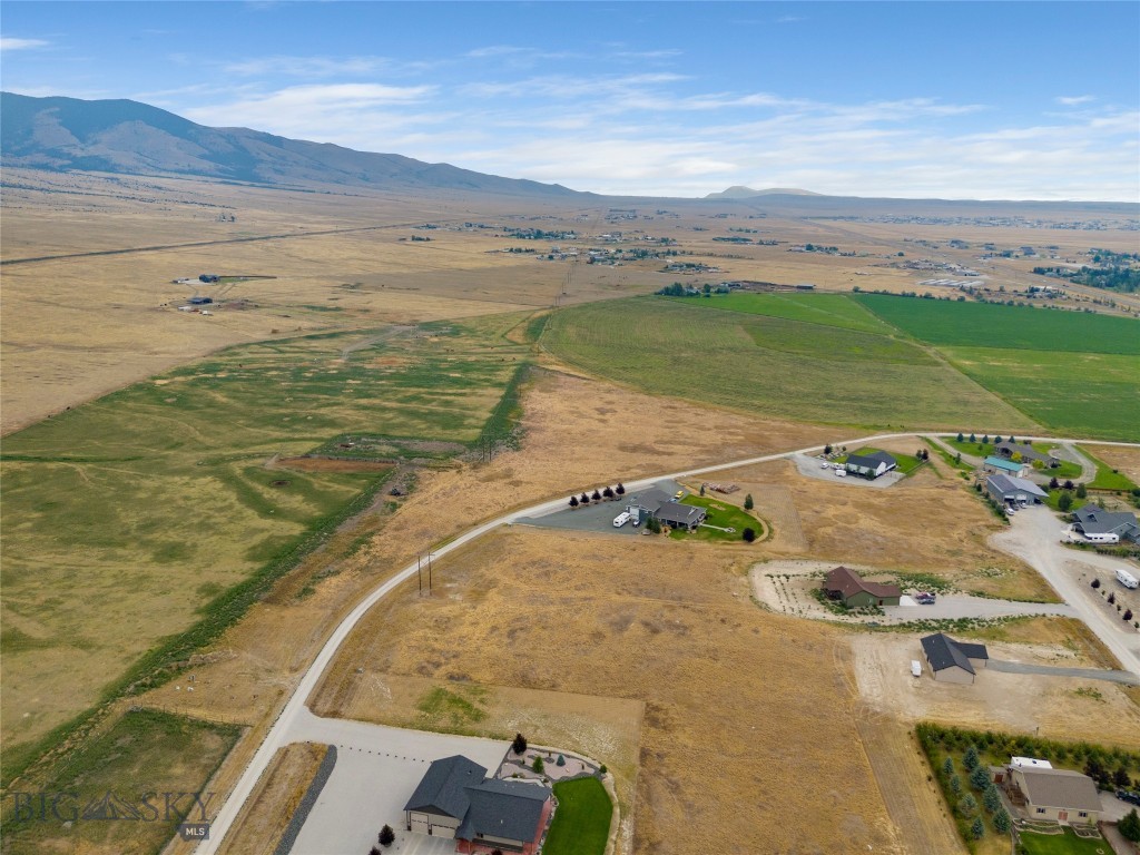 59 Grandview Loop Property Photo 14