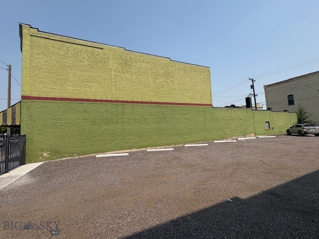 2 S Montana Street Property Photo 21
