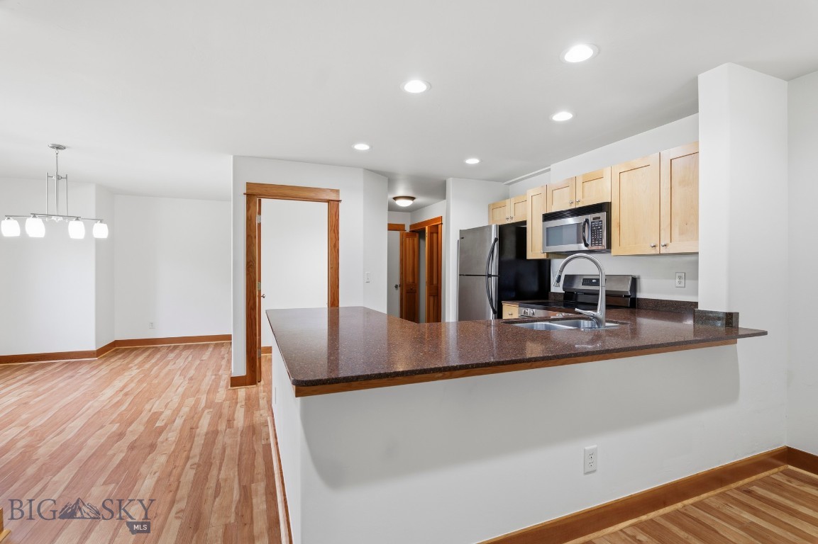156 N Hanley A Property Photo 13