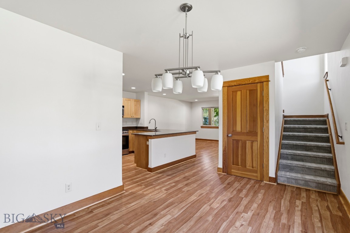 156 N Hanley A Property Photo 18
