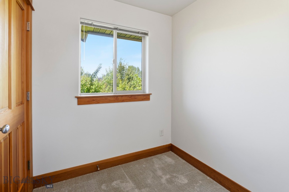 156 N Hanley A Property Photo 40