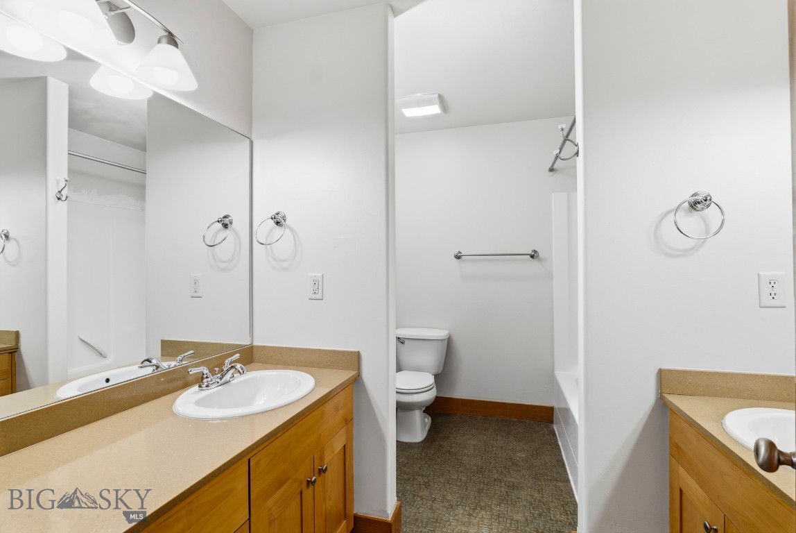 156 N Hanley A Property Photo 44