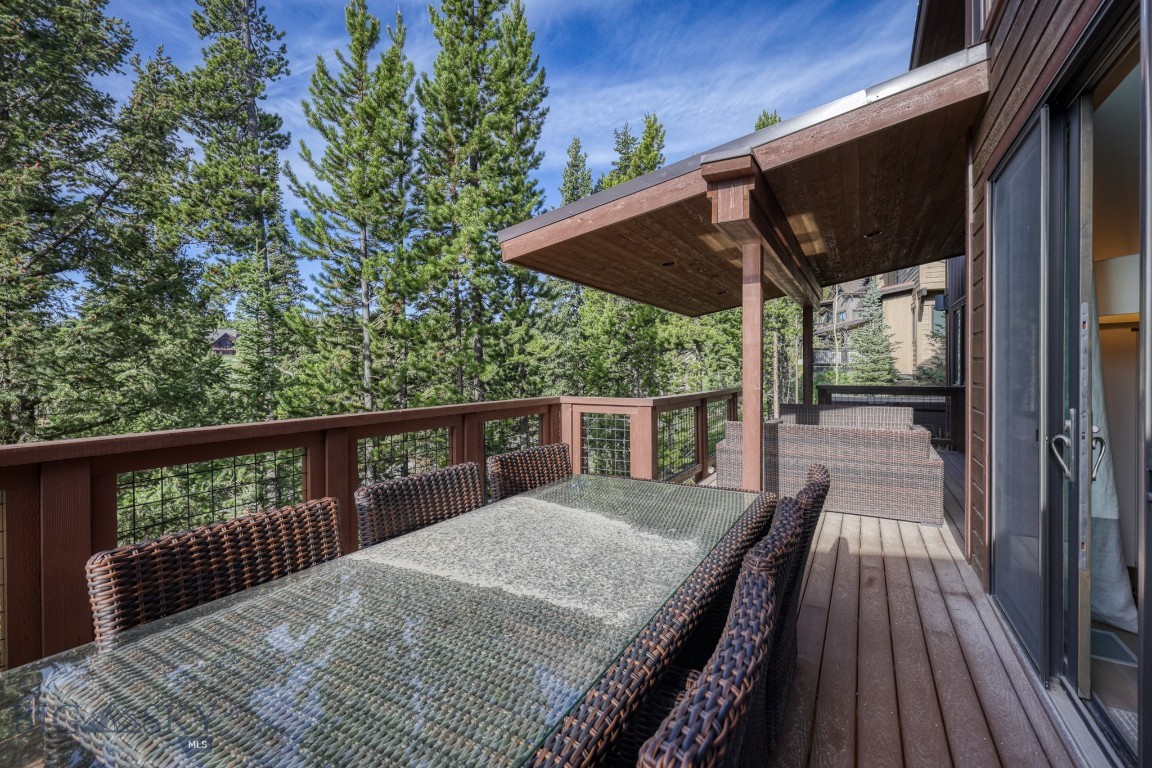 102 Outlook Trail Property Photo 44