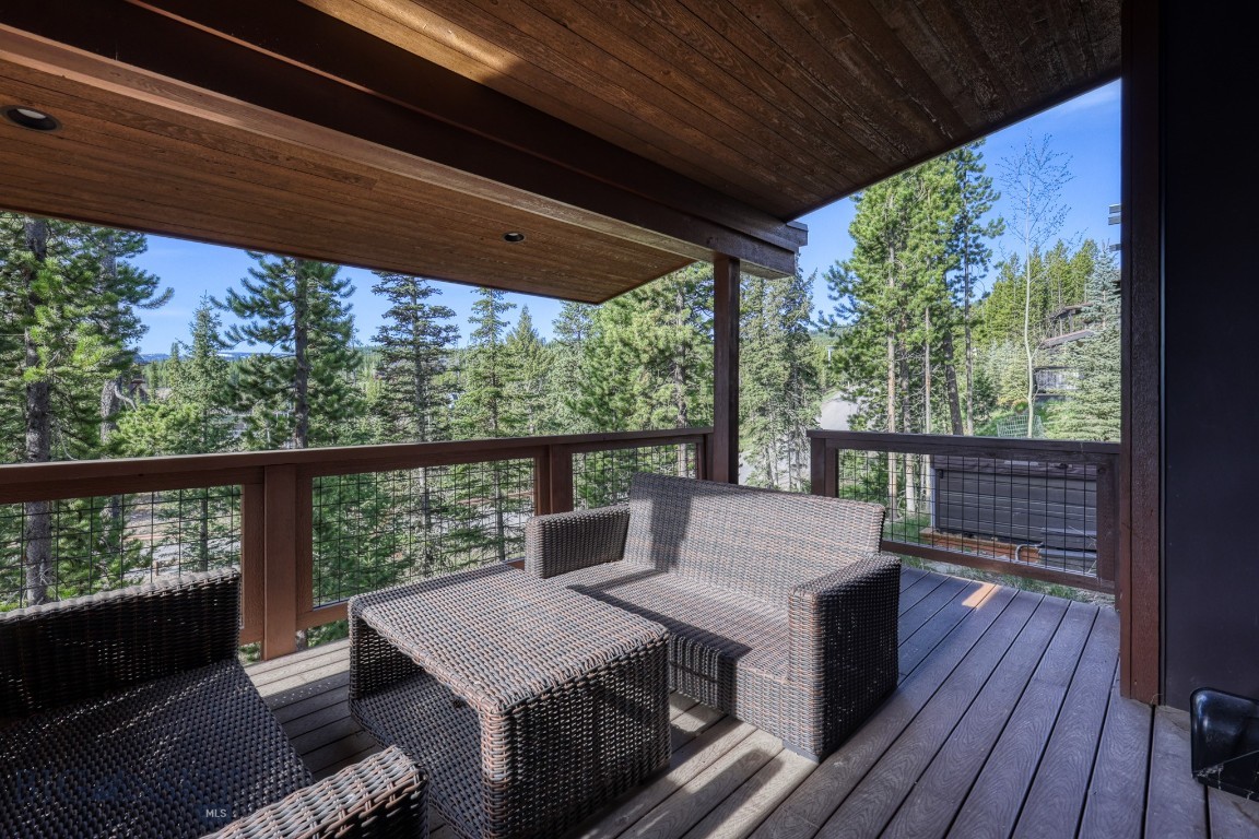 102 Outlook Trail Property Photo 46