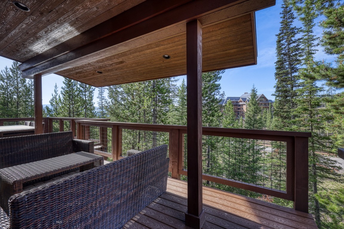 102 Outlook Trail Property Photo 47