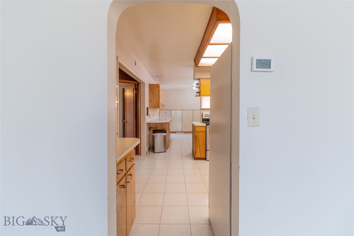 927 N Excelsior Property Photo 11