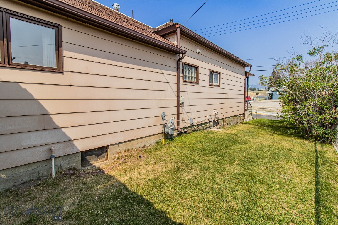 927 N Excelsior Property Photo 47