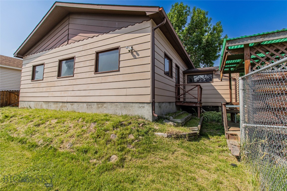 927 N Excelsior Property Photo 53