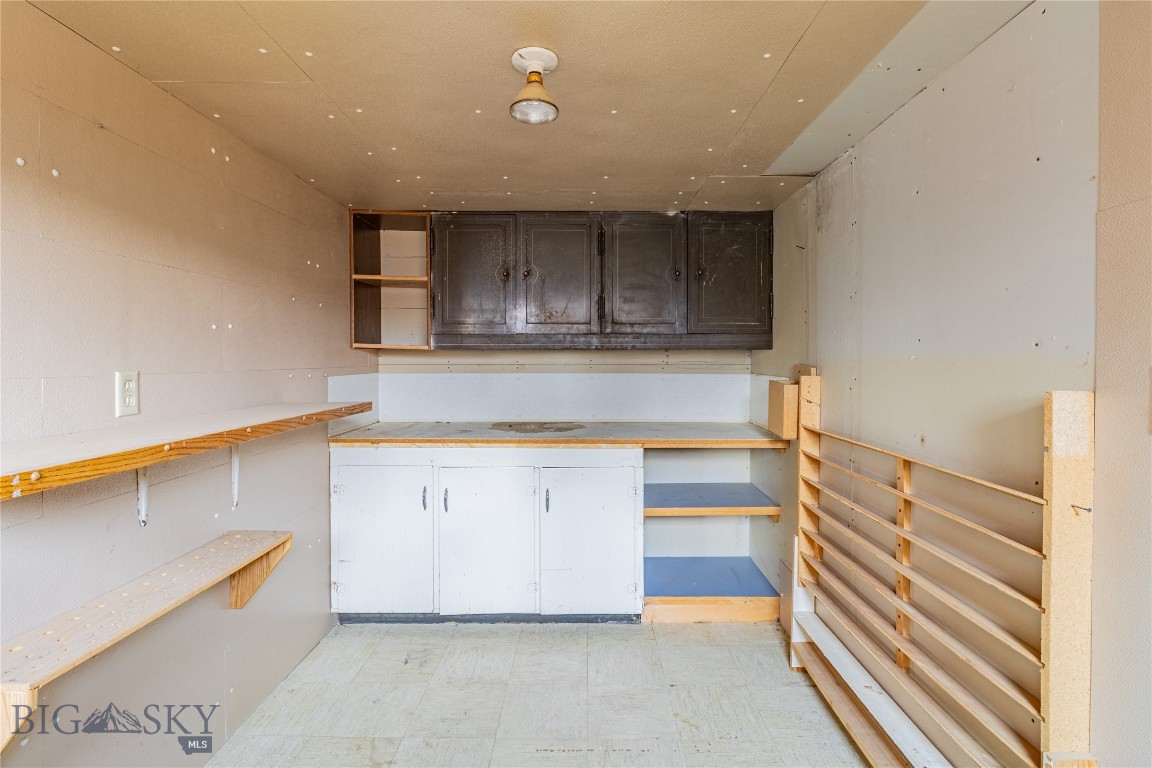 927 N Excelsior Property Photo 62