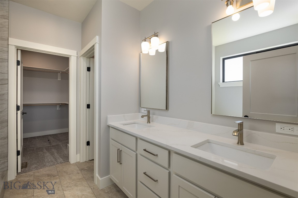 1117 Falcon Ridge Boulevard Property Photo 17