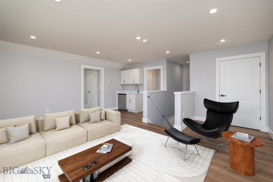 1117 Falcon Ridge Boulevard Property Photo 27