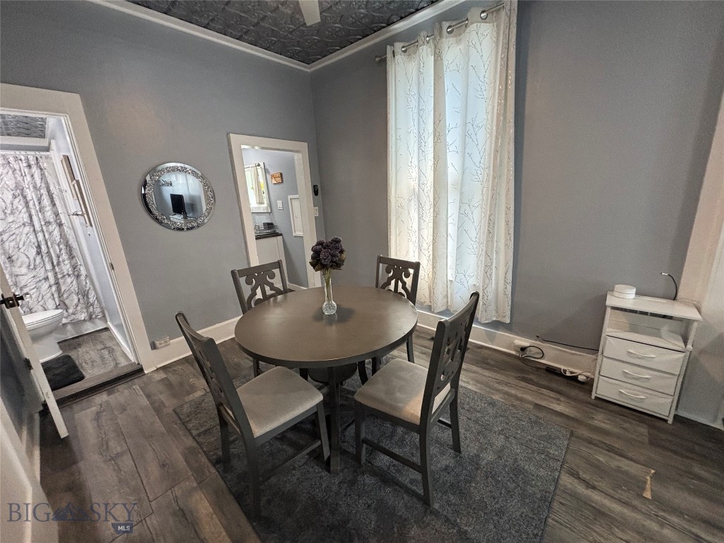511 W Quartz Street Property Photo 9
