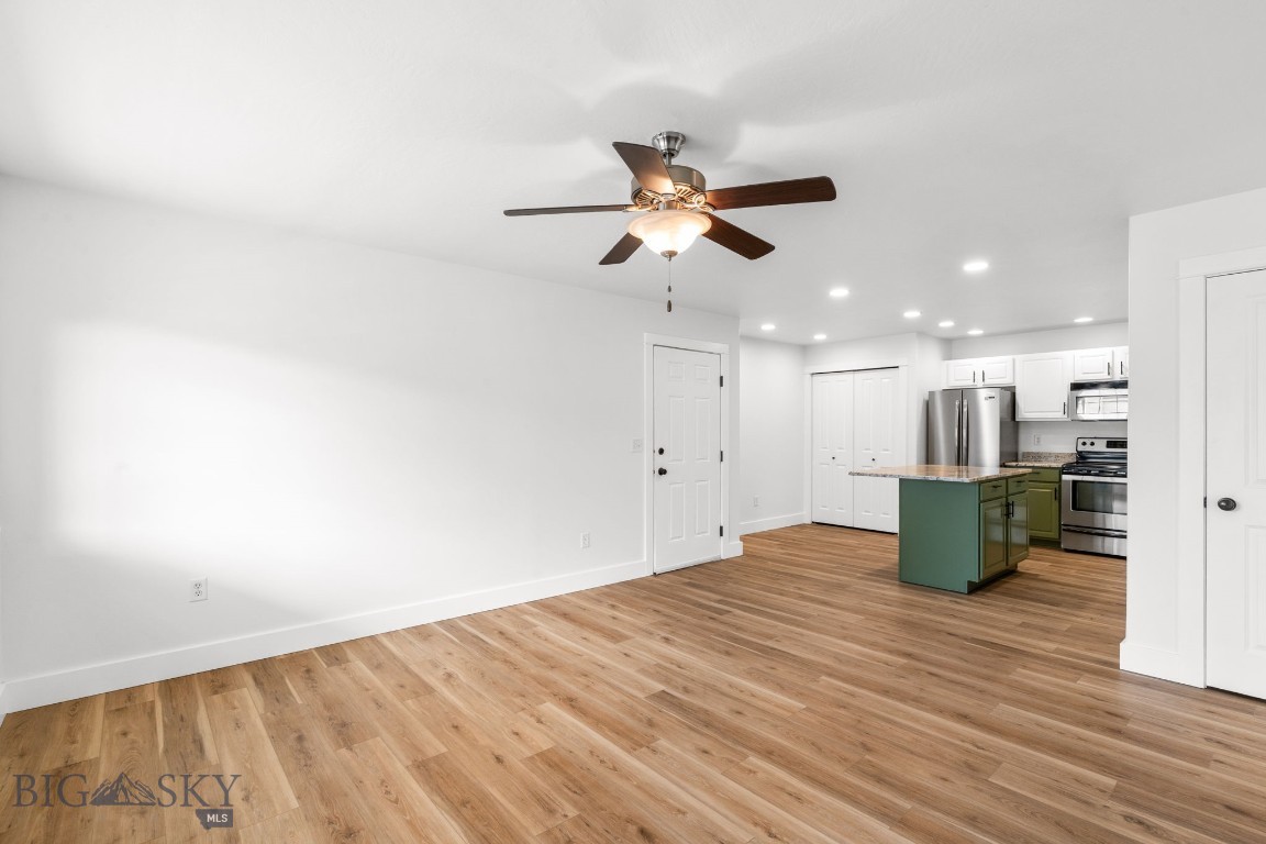 2220 Baxter Lane 4c Property Photo 13