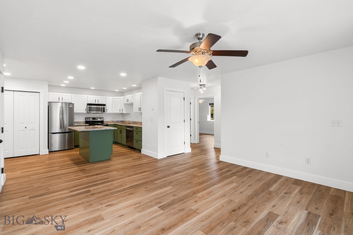 2220 Baxter Lane 4c Property Photo 14