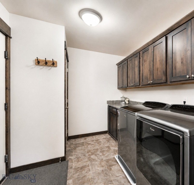 300 Crockett Way Property Photo 10