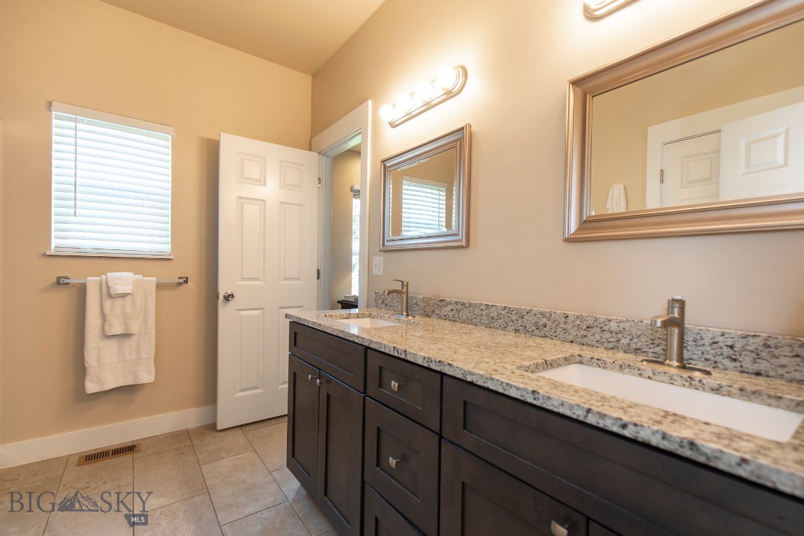 14 Sharptail Place Property Photo 21