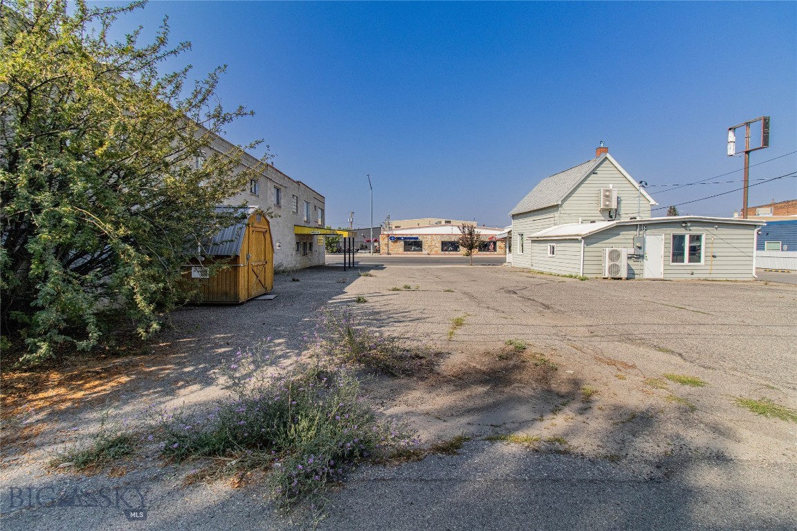1850 Harrison Avenue Property Photo 6