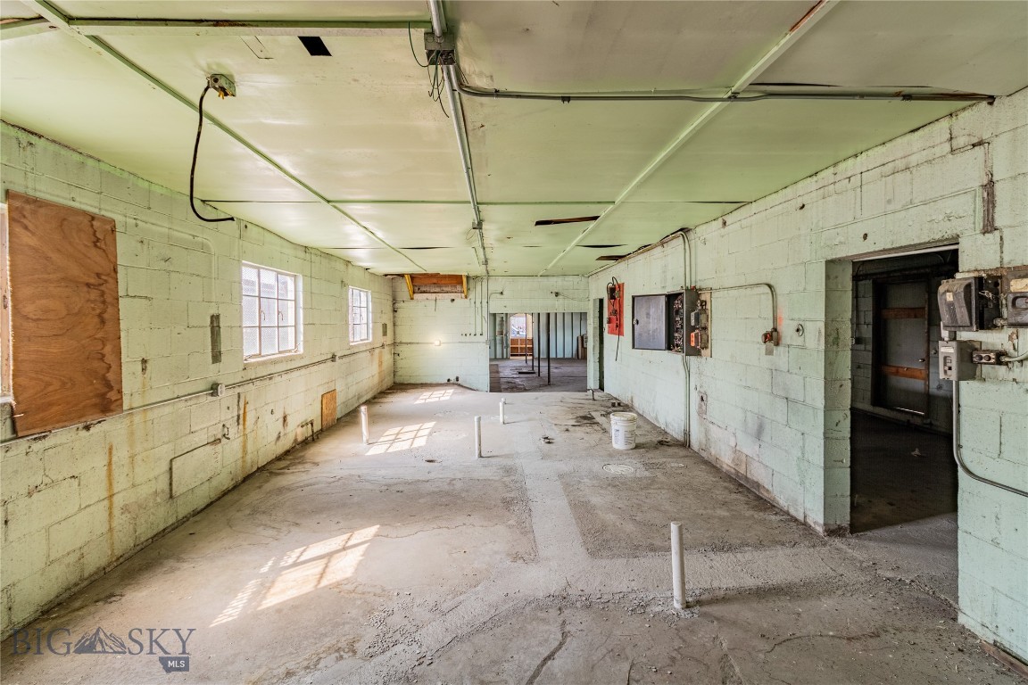 1850 Harrison Avenue Property Photo 18
