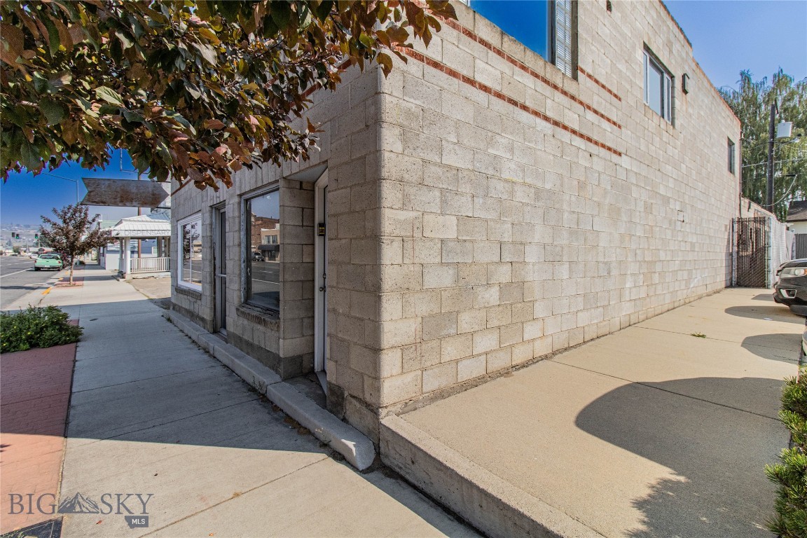 1850 Harrison Avenue Property Photo 58