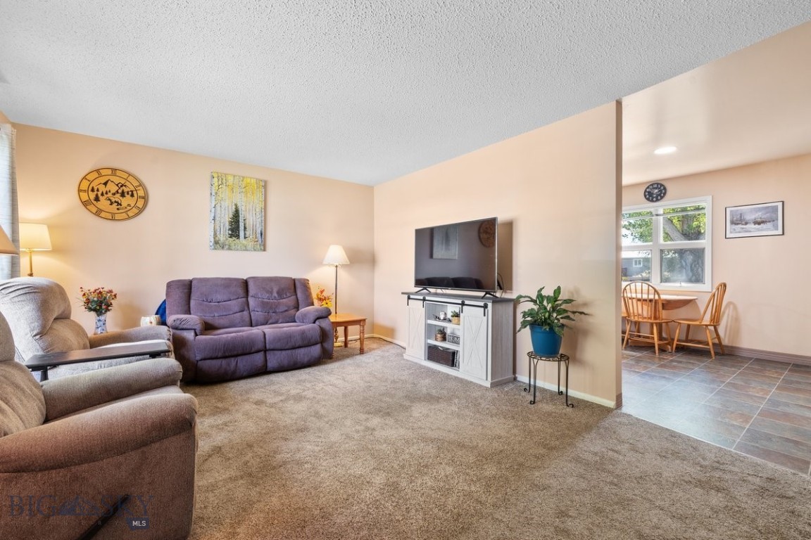 1722 Cheryl Street Property Photo 3